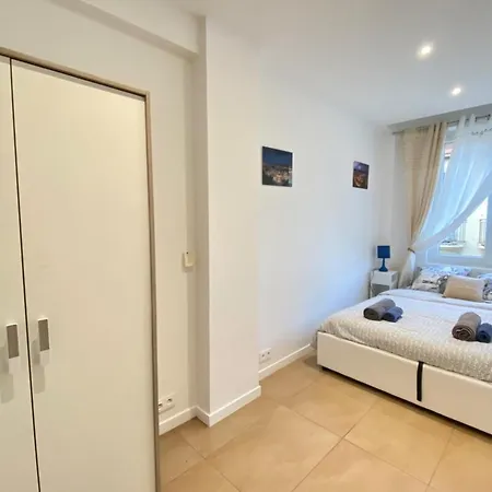 Center Perfect 3 Bedroom *