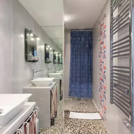 Center Perfect 3 Bedroom Apartment