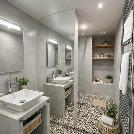 Appartement Center Perfect 3 Bedroom *